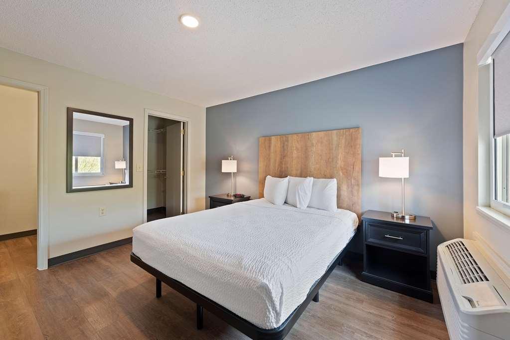 Extended Stay America Select Suites - Charlotte - University Place - E Mccullough Dr Rom bilde